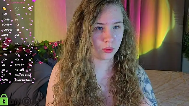 Snapshot of Elsie_Cutties chatting on February 2026 03:10:01 PM Elsie Cutties online show from February 2026 03:10:01 PM