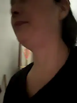 Snapshot of aoyo66 chatting on October 2025 11:00:01 AM aoyo66 online show from October 2025 11:00:01 AM