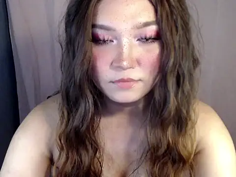 Eyes-on-me online show from November 2025 07:52:02 AM