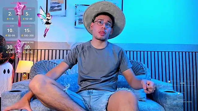 Snapshot of marcuswildx chatting on October 2025 06:52:01 PM marcuswildx online show from October 2025 06:52:01 PM