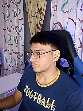 Snapshot of marcuswildx chatting on November 2025 11:37:02 PM marcuswildx online show from November 2025 11:37:02 PM