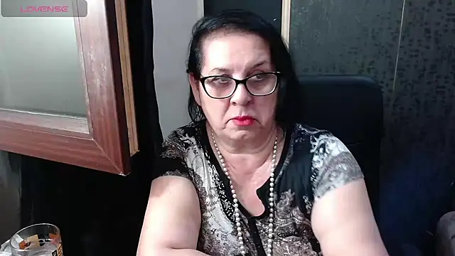 MissSanjanne online show from June 2026 08:22:02 PM
