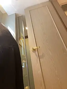 miumiu-66 online show from November 2025 01:11:01 PM