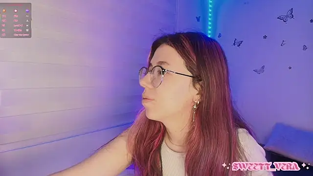 Snapshot of sweettvera chatting on November 2025 10:36:01 AM sweettvera online show from November 2025 10:36:01 AM