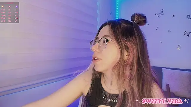 Snapshot of sweettvera chatting on November 2025 12:41:02 PM sweettvera online show from November 2025 12:41:02 PM