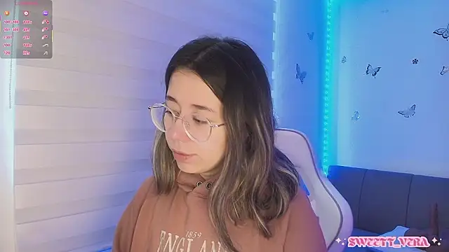 sweettvera online show from March 2026 06:11:02 PM