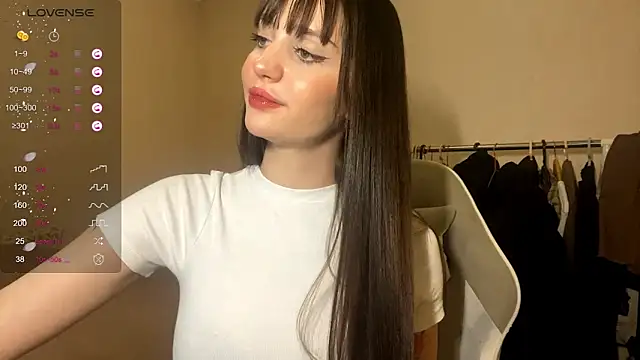 alexthebunny online show from October 2025 05:19:02 PM