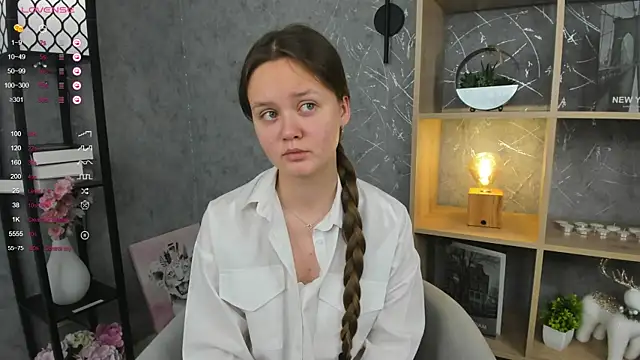 ElenoreReth online show from November 2025 01:04:02 AM