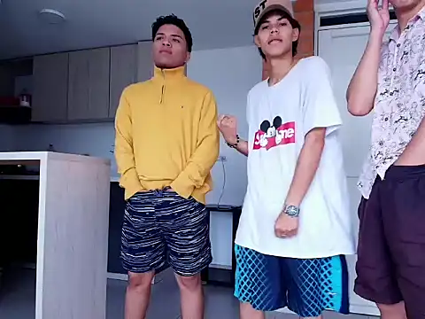 Snapshot of latin_naughty_boys chatting on September 2025 04:45:02 PM latin naughty boys online show from September 2025 04:45:02 PM