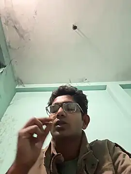 slaveboi9876 online show from January 2026 06:55:02 PM