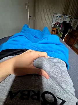 Snapshot of Salsicha244 chatting on October 2025 03:10:01 PM Salsicha244 online show from October 2025 03:10:01 PM