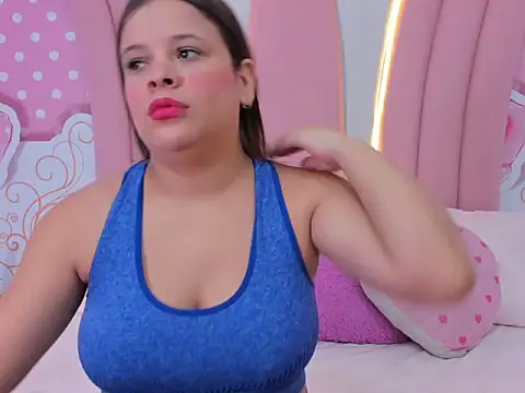 Snapshot of SofiaaBigBoobs chatting on December 2025 12:25:02 PM SofiaaBigBoobs online show from December 2025 12:25:02 PM