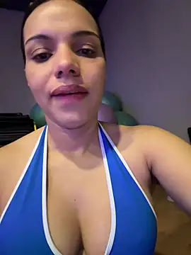 Anavalle online show from May 2026 04:23:02 PM