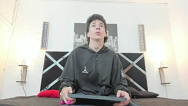 iammariano online show from November 2025 04:03:01 AM