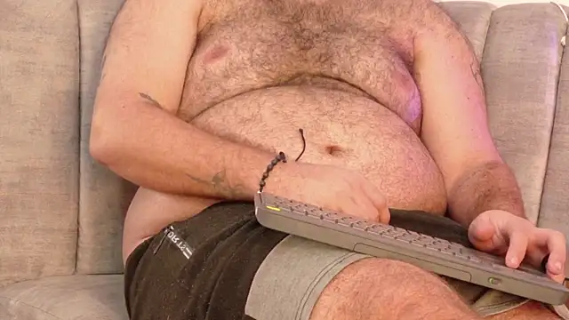 big bearr online show from November 2025 03:39:02 AM