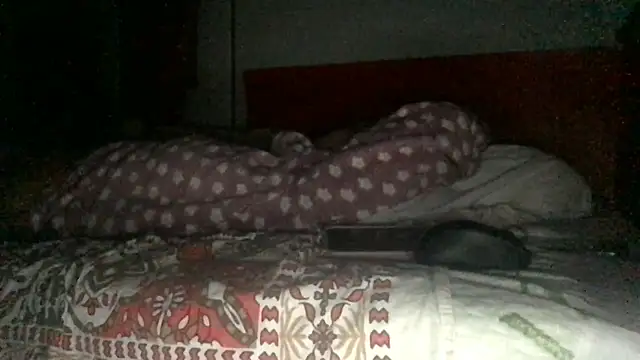 paula19800 online show from November 2025 01:41:02 AM