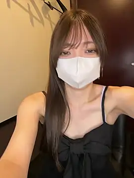 Snapshot of Moe_v_v chatting on January 2026 03:11:01 AM Moe v v online show from January 2026 03:11:01 AM