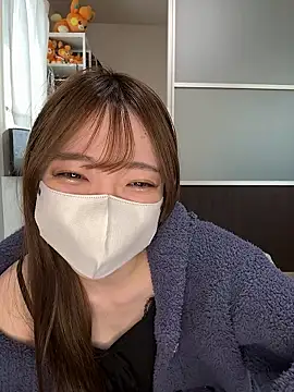 Snapshot of Moe_v_v chatting on February 2026 03:10:01 AM Moe v v online show from February 2026 03:10:01 AM