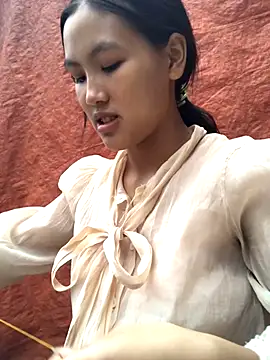 Mai lovely online show from October 2025 08:53:02 AM