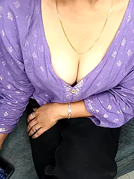 Snapshot of Marathi_Ashu1 chatting on December 2025 07:03:02 AM Marathi Ashu1 online show from December 2025 07:03:02 AM