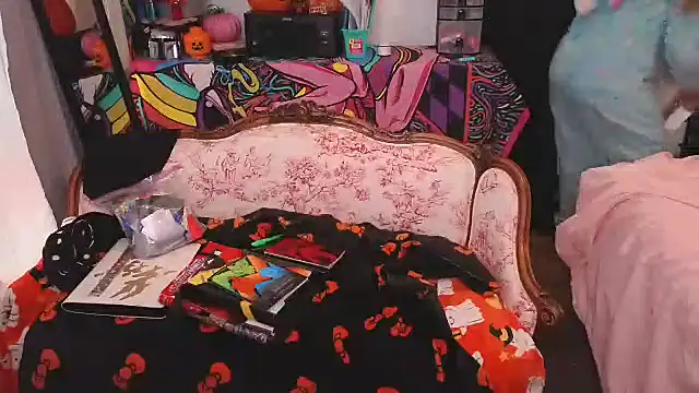 xofrankiefinexo online show from October 2025 07:24:02 PM