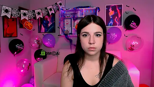 justcamila  online show from October 2025 11:44:02 AM