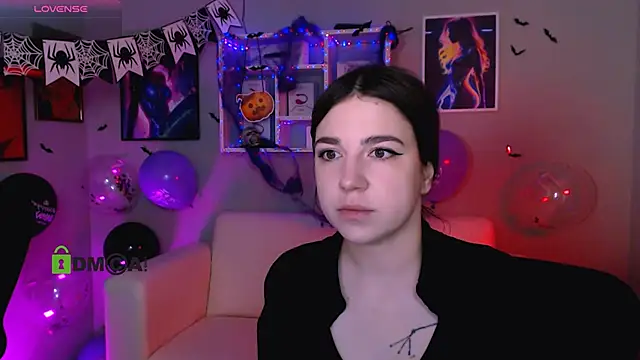 justcamila  online show from October 2025 10:28:02 AM