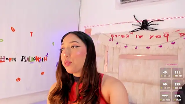 emily  walker online show from October 2025 03:47:02 AM