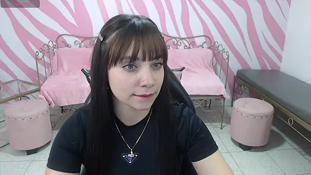 saabrina  online show from October 2025 01:00:02 PM