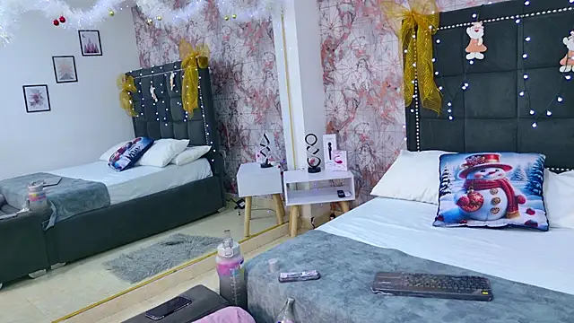 Aliss Star online show from December 2025 12:21:02 PM