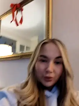 BarbieDolly x online show from December 2025 03:41:01 PM