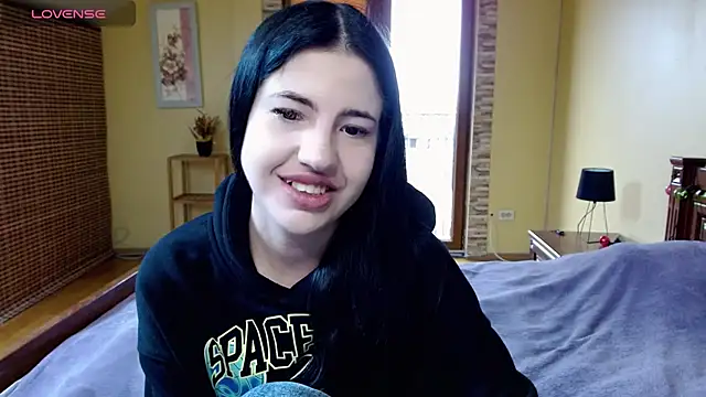 Malibu J online show from September 2025 12:43:01 PM