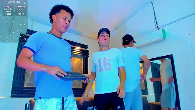 ALEX MILLER25 online show from October 2025 04:31:02 AM