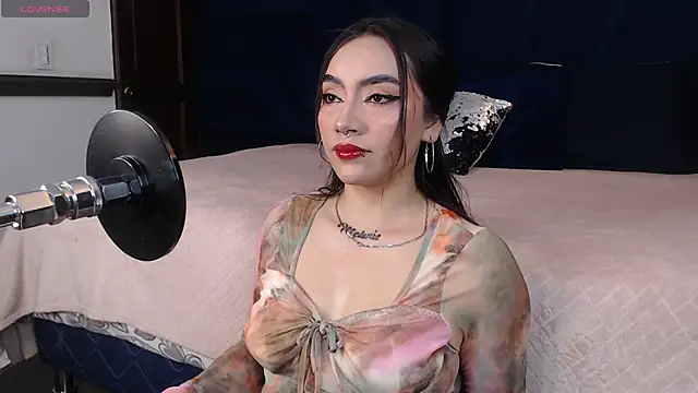 Brigith24 online show from November 2025 03:05:02 AM