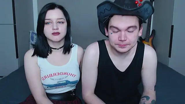 Snapshot of jackoffjillss chatting on October 2025 06:16:02 PM jackoffjillss online show from October 2025 06:16:02 PM