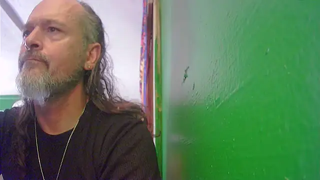 HippieDad333 online show from September 2025 06:01:02 PM