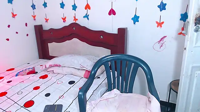 lorenacapelli online show from February 2026 12:15:01 AM