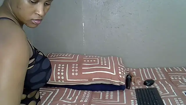 Bellabootie online show from October 2025 02:40:01 PM