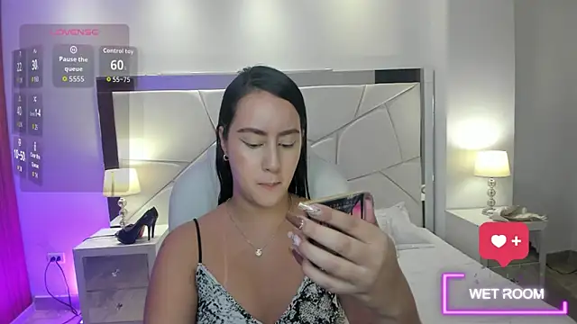 Snapshot of Natasha_Kiim_ chatting on February 2026 04:06:01 AM Natasha Kiim online show from February 2026 04:06:01 AM