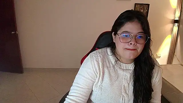 Nina Rouge7 online show from November 2025 12:05:02 PM