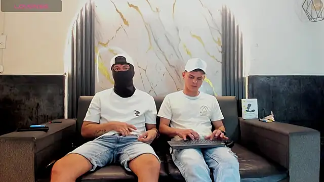 liam coleman25 online show from April 2026 03:46:01 AM