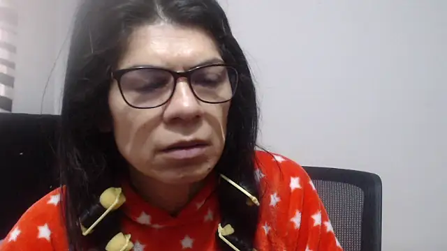 Snapshot of abrilsex23 chatting on November 2025 03:36:02 PM abrilsex23 online show from November 2025 03:36:02 PM