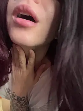 came lia1 online show from November 2025 02:44:02 AM