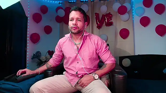 LucasGaeel online show from February 2026 04:20:01 AM