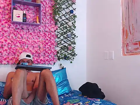 FUNNY AND HORNEY online show from September 2025 07:34:01 AM