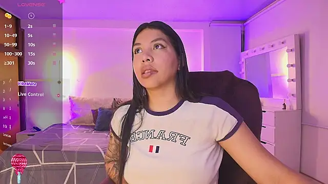 kloe28 online show from April 2026 03:47:01 AM