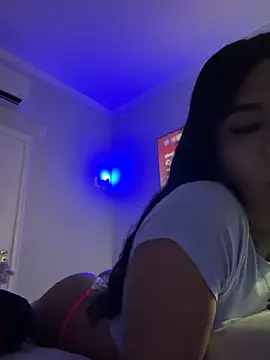 AliciaNinfetinha online show from April 2026 10:51:01 PM