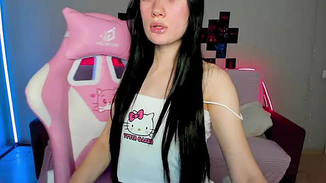 Arina Meow19 online show from December 2025 05:15:02 AM