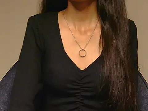 Tanvi-20 online show from November 2025 06:01:01 AM