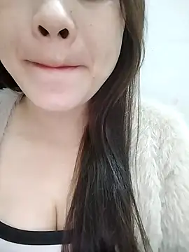 Snapshot of Girl_Shy2000 chatting on November 2025 11:44:01 AM Girl Shy2000 online show from November 2025 11:44:01 AM